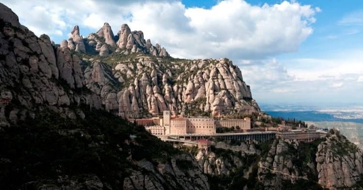 montserrat.jpg