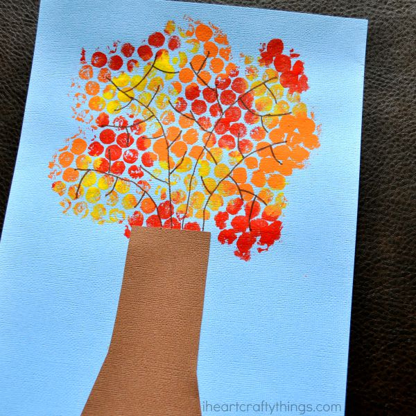 bubble wrap fall tree craft - Representar la TARDOR amb diferentes tècniques