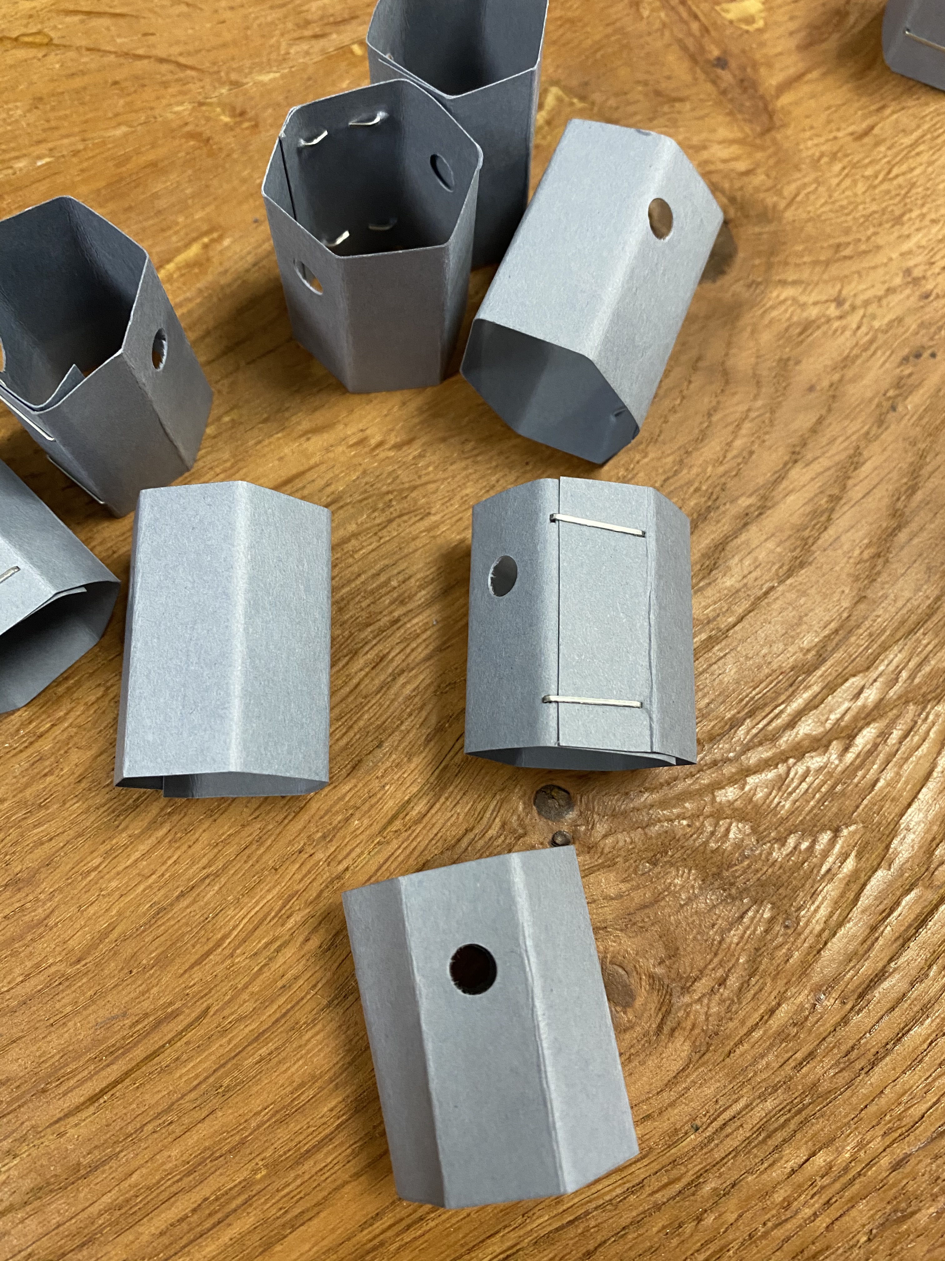 Manualitat: garlanda de llums de Nadal 9 llums nadal 05 - Manualitat: garlanda de llums de Nadal